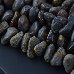 Amber raw necklace chips dark green